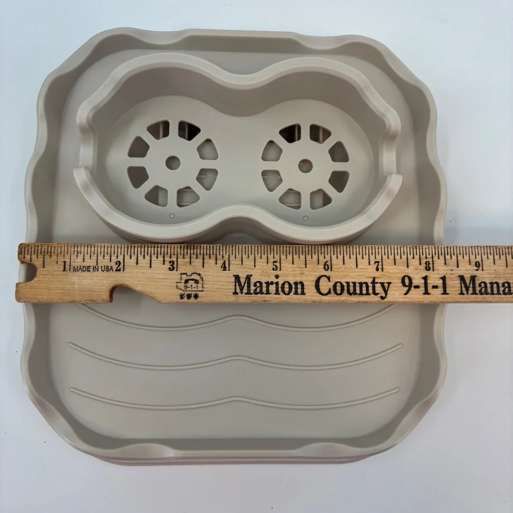 Hot Tub Tray Beige Dual Cup Holder Caddy with drain holes New Pool
